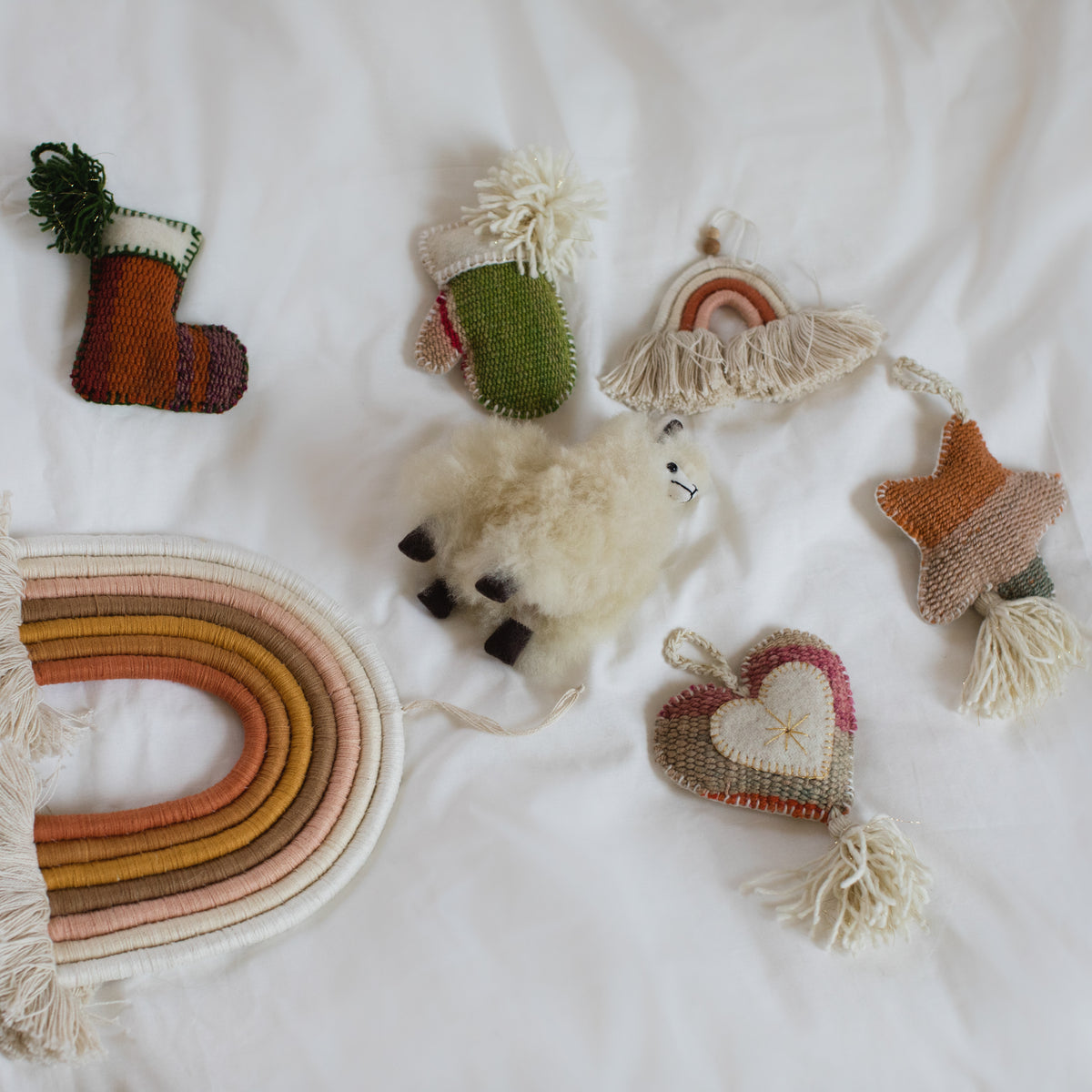 POKOLOKO Vintage Ornament #color_vintage-mitten