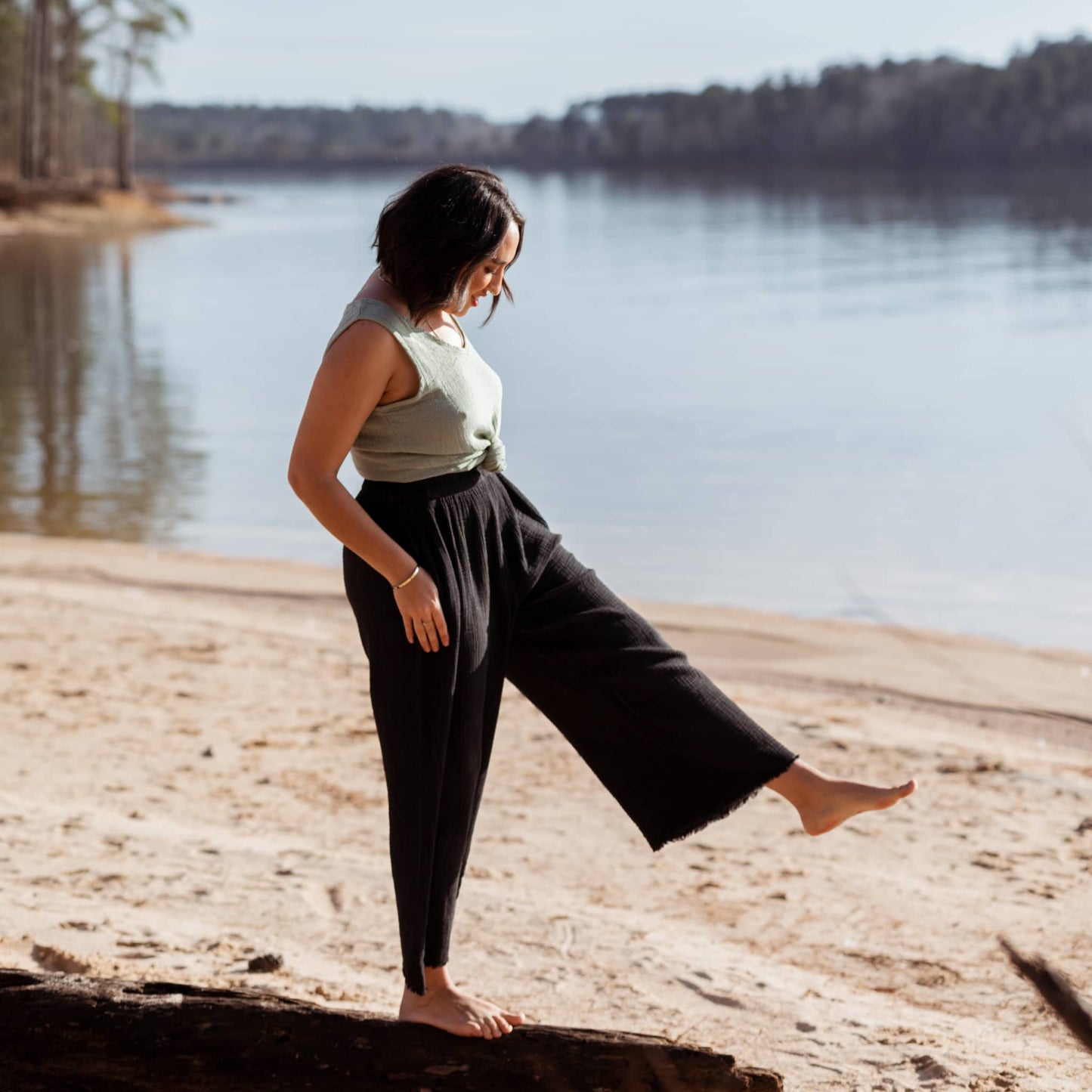 POKOLOKO Crinkle Palazzo Pants #color_crinkle-black