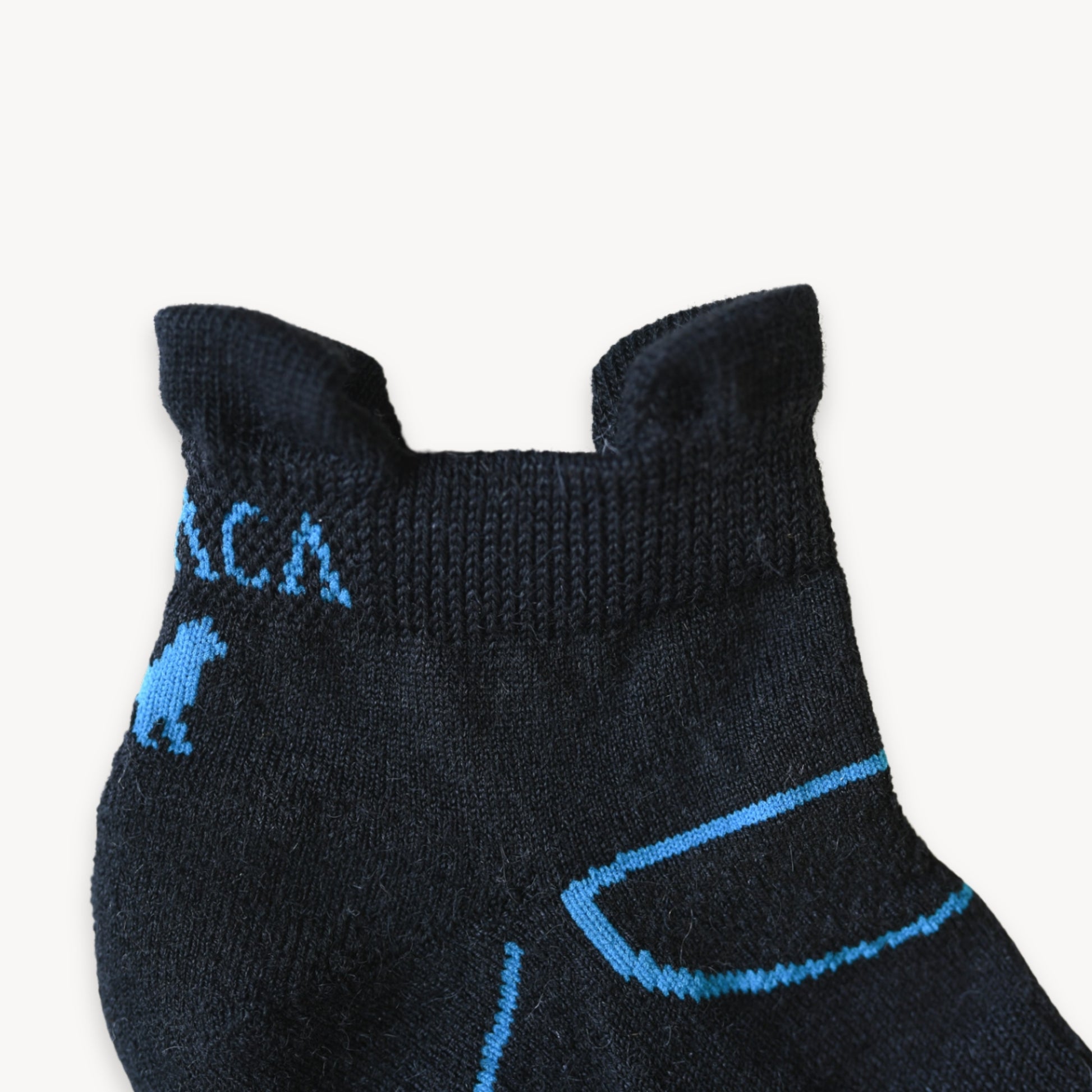 POKOLOKO Movement Alpaca Socks #color_movement-black