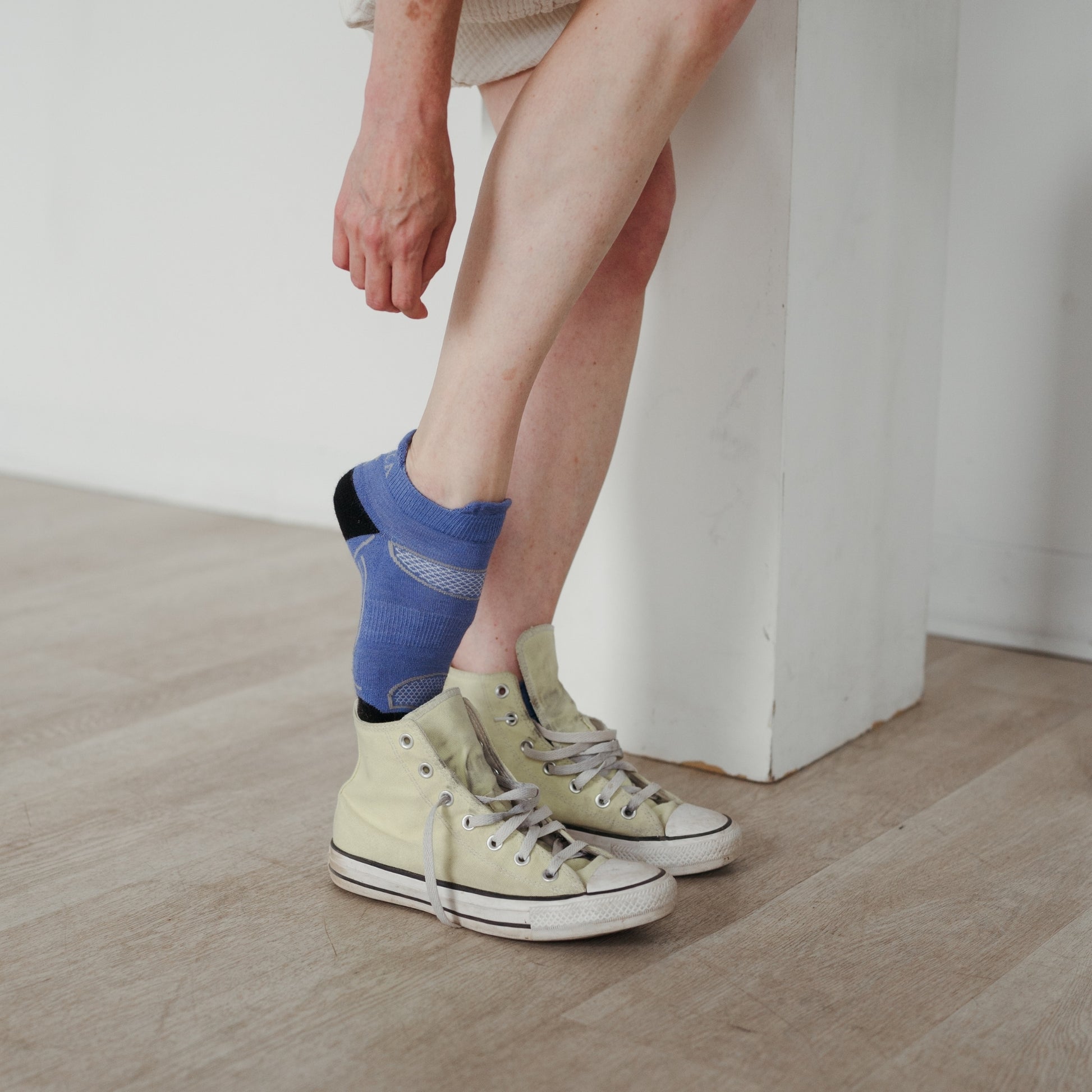 POKOLOKO Movement Alpaca Socks #color_movement-blue
