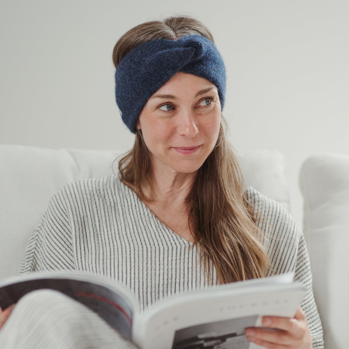 POKOLOKO Baby Alpaca Twisted Headband #color_denim-headband