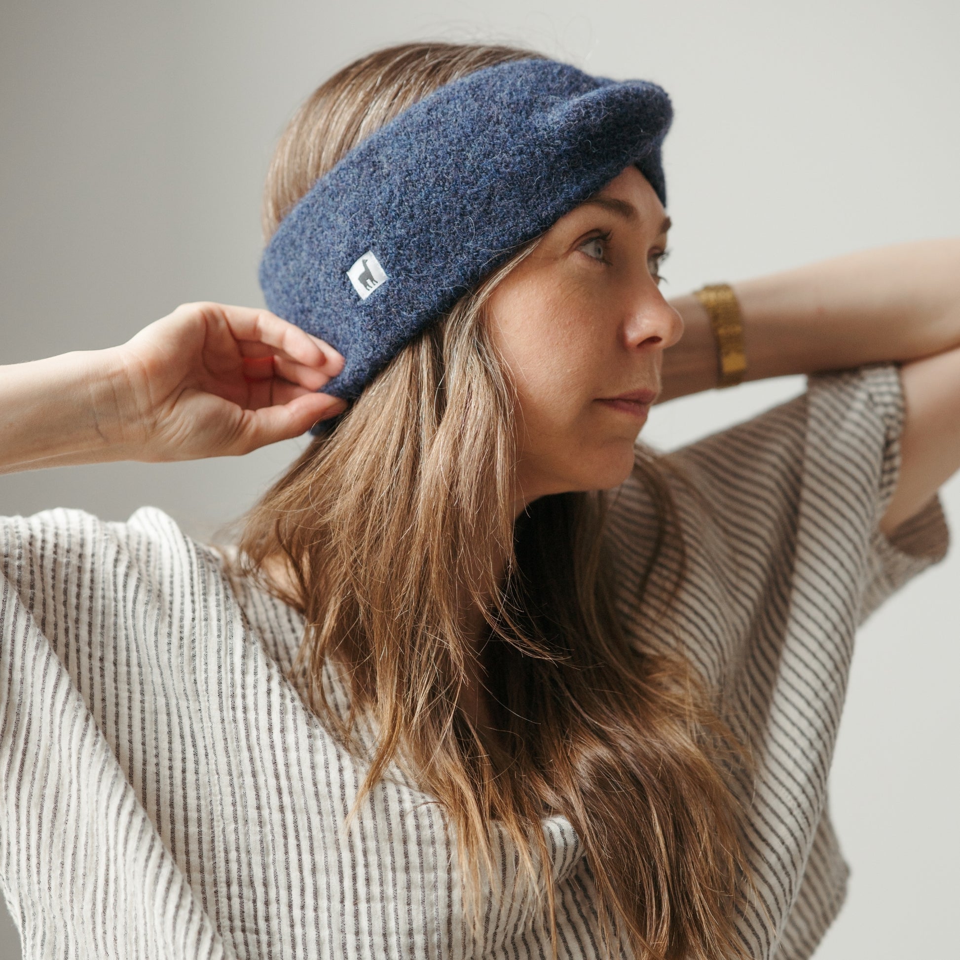 POKOLOKO Baby Alpaca Twisted Headband #color_denim-headband