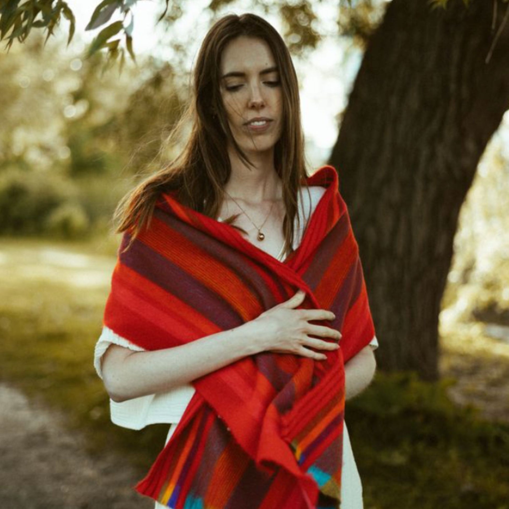 POKOLOKO Alpaca Seamless Multi Stripe Scarf #color_crimson-multi-stripe