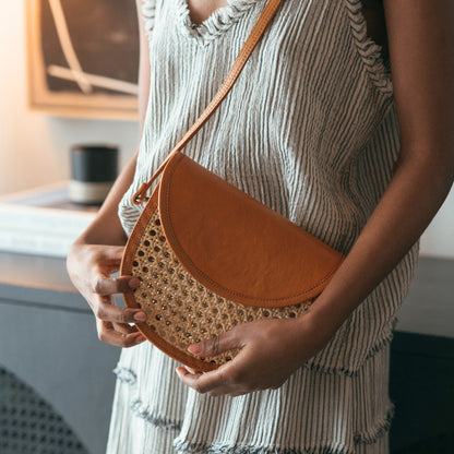 POKOLOKO Leather Bag with Cane Accent - Half Moon #color_caramel-leather