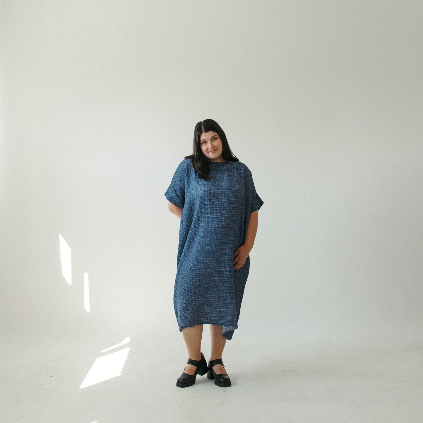 POKOLOKO Crinkle Balloon Dress #color_crinkle-denim