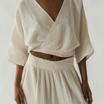 POKOLOKO Crinkle Balloon Sleeve Top #color_crinkle-cream