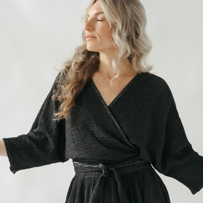 POKOLOKO Crinkle Balloon Sleeve Top #color_crinkle-black