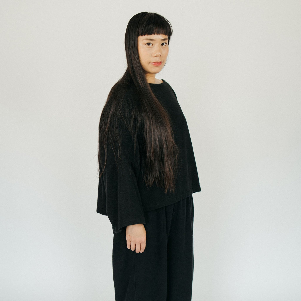 POKOLOKO Loft Cotton Crop Bell Sleeve Top #color_loft-black