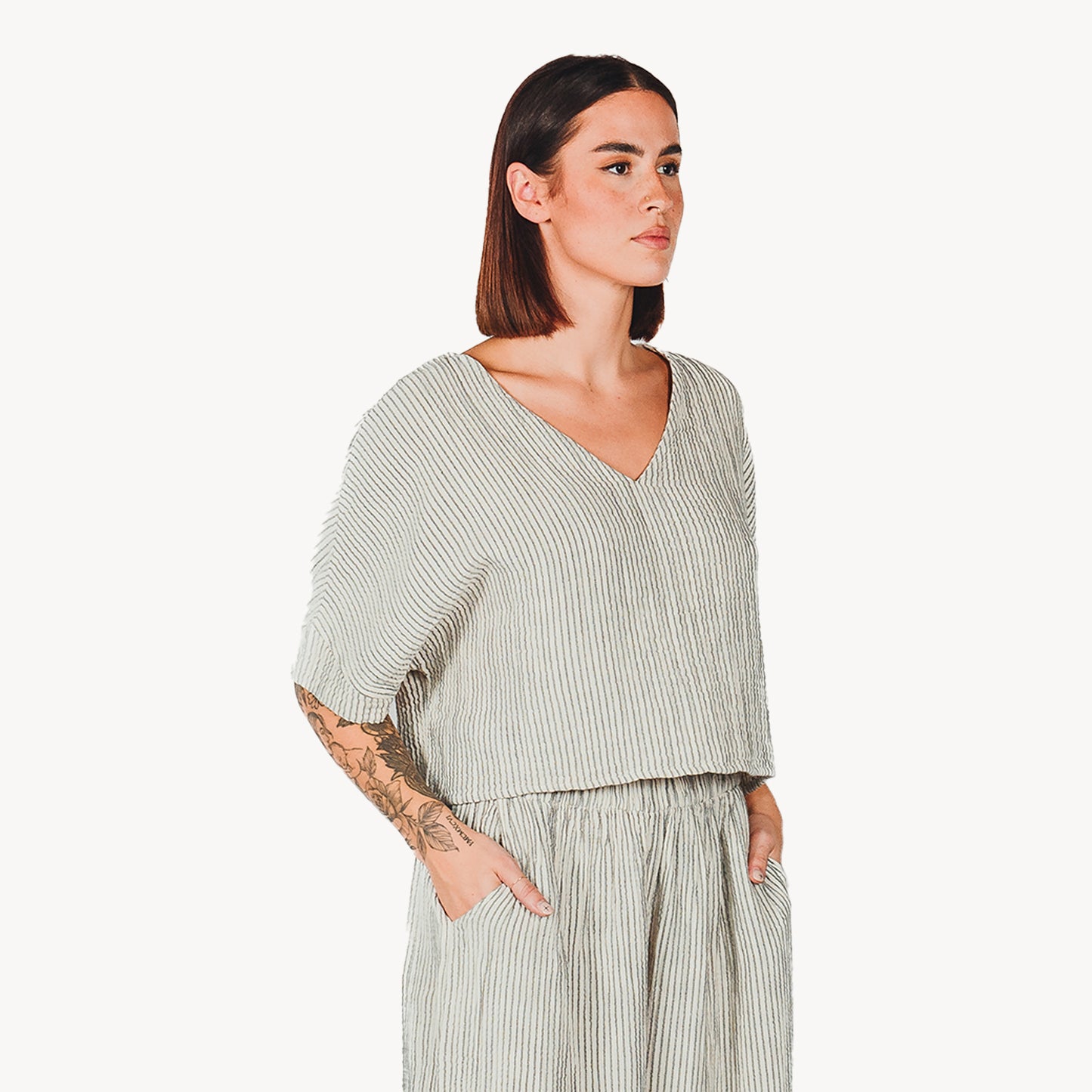 POKOLOKO Striped Crinkle Cotton Crop Top #color_striped-charcoal