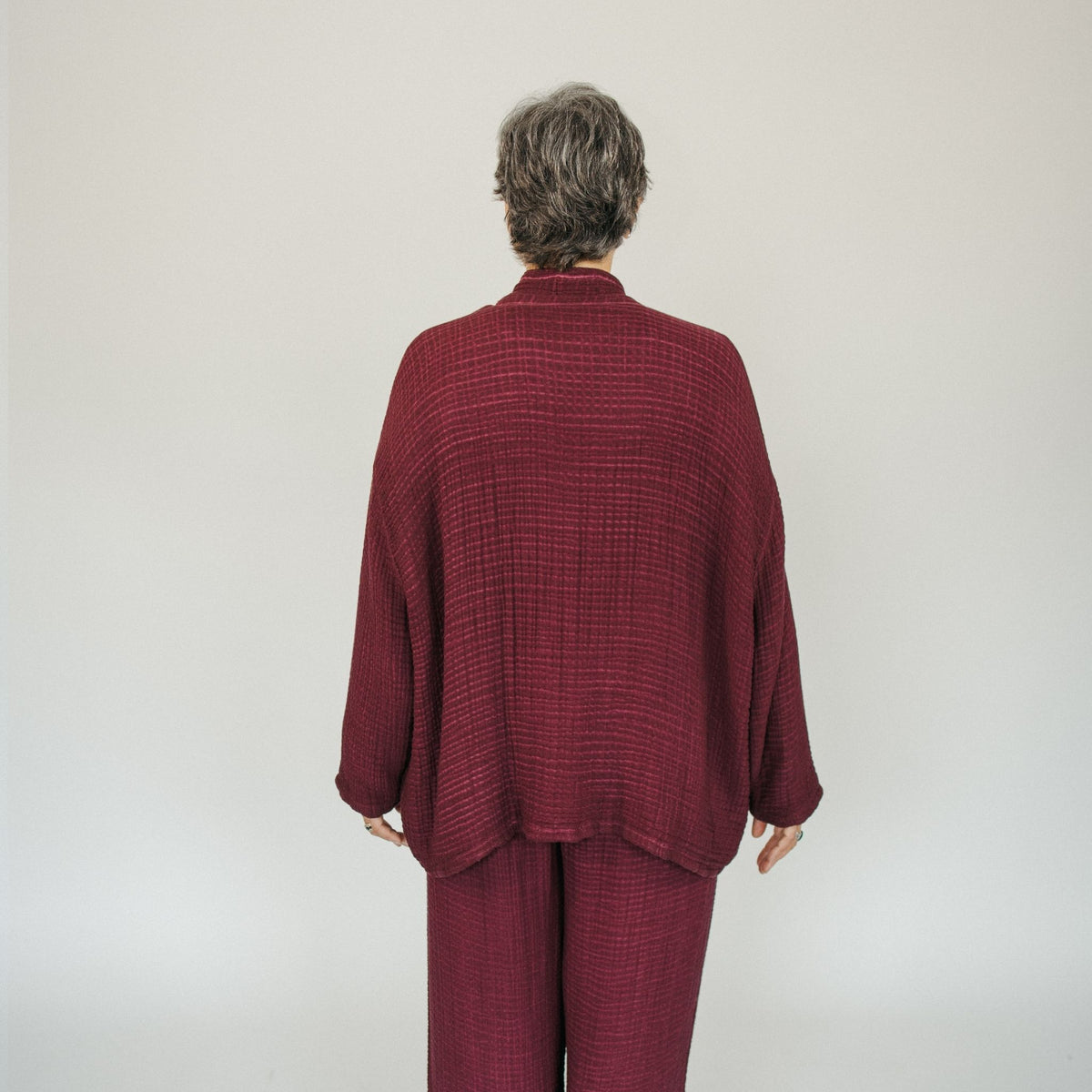 POKOLOKO 4-Layer Crinkle Jacket #color_crinkle-cranberry