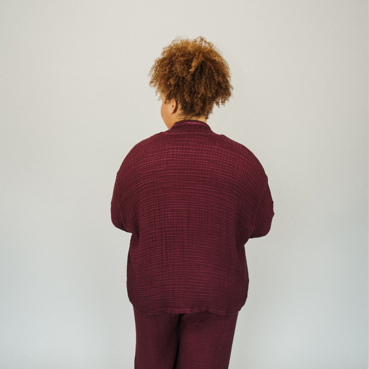 POKOLOKO 4-Layer Crinkle Jacket #color_crinkle-cranberry