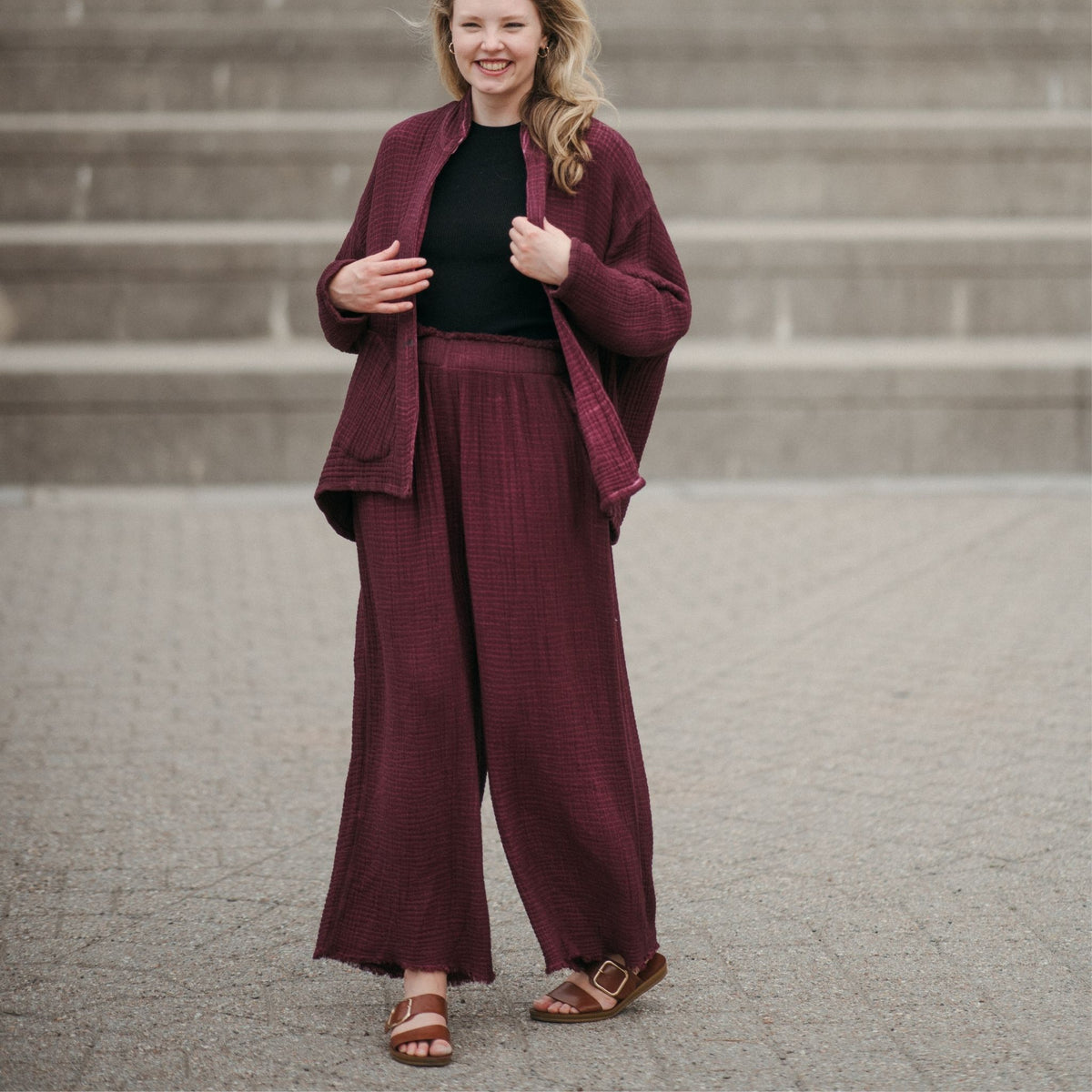 POKOLOKO 4-Layer Crinkle Palazzo Pants #color_crinkle-cranberry
