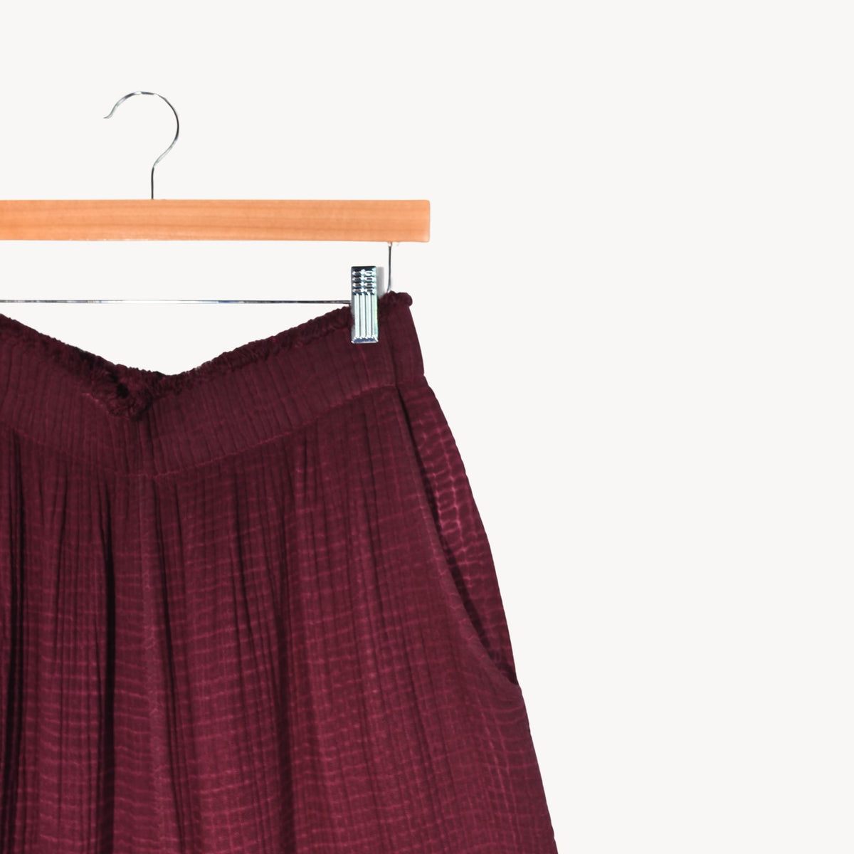 POKOLOKO 4-Layer Crinkle Palazzo Pants #color_crinkle-cranberry