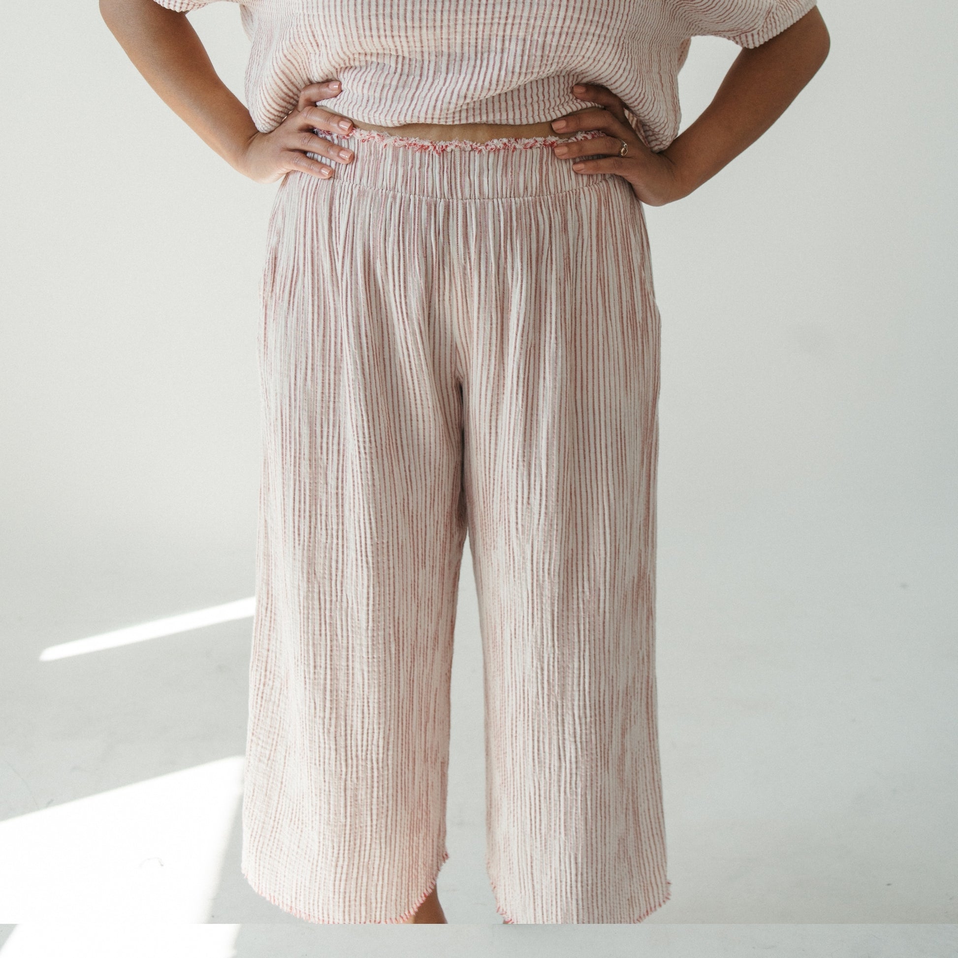 POKOLOKO Striped Crinkle Palazzo Pants #color_striped-red