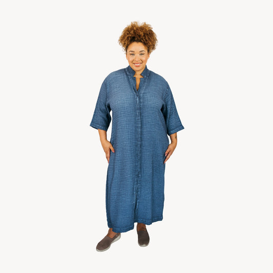 POKOLOKO Crinkle Shirt Dress Plus #color_crinkle-denim