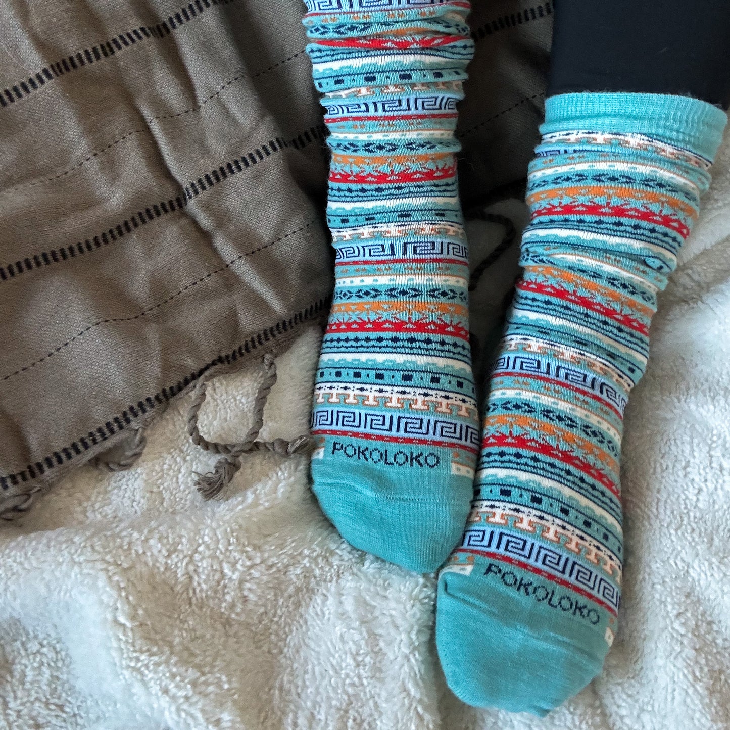 POKOLOKO Crew Alpaca Socks #color_multi-aqua
