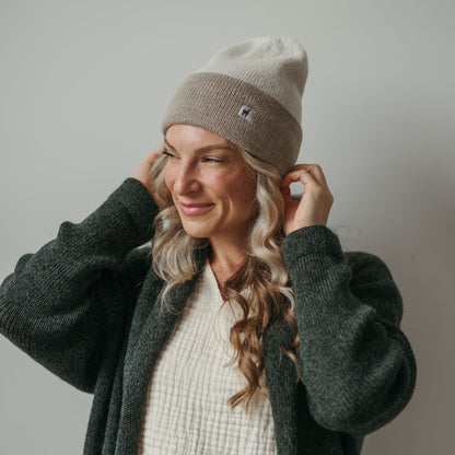 POKOLOKO Pure Reversible Toque #color_white-beige-toque