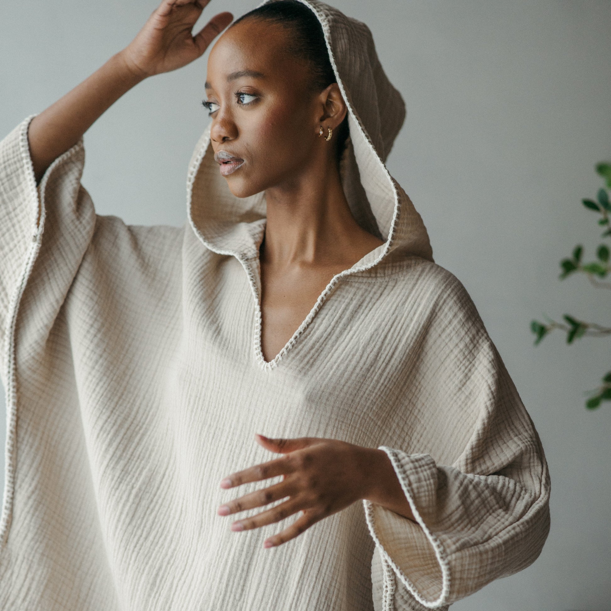 Crinkle Adult Poncho #color_crinkle-beige