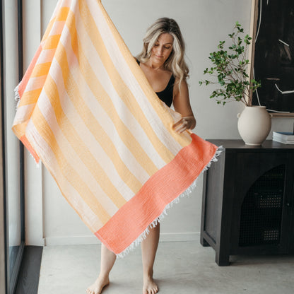 POKOLOKO Boardwalk Towel #color_apricot-boardwalk