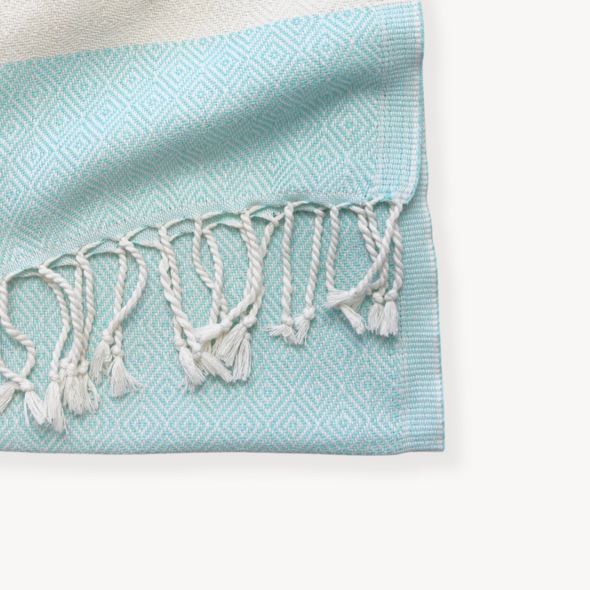 POKOLOKO Diamond Hand Towel #color_blue-oasis-diamond