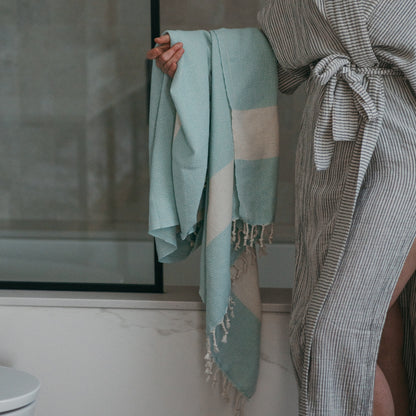 POKOLOKO Diamond Towel #color_blue-oasis-diamond