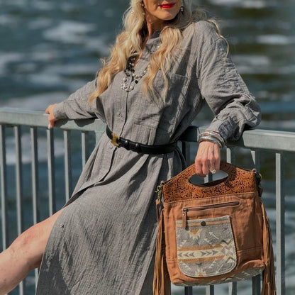 City Collection Buttoned Shirt Dress