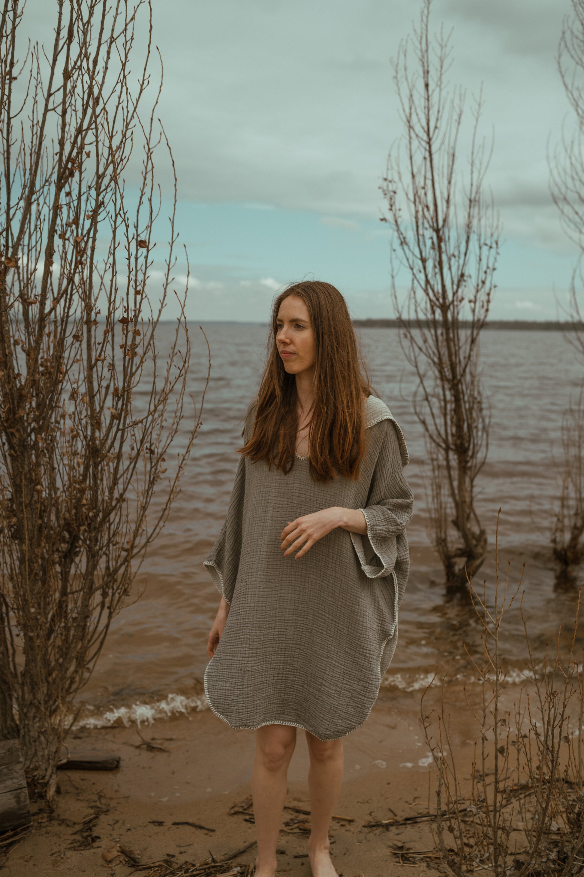 Crinkle Adult Poncho #color_crinkle-grey
