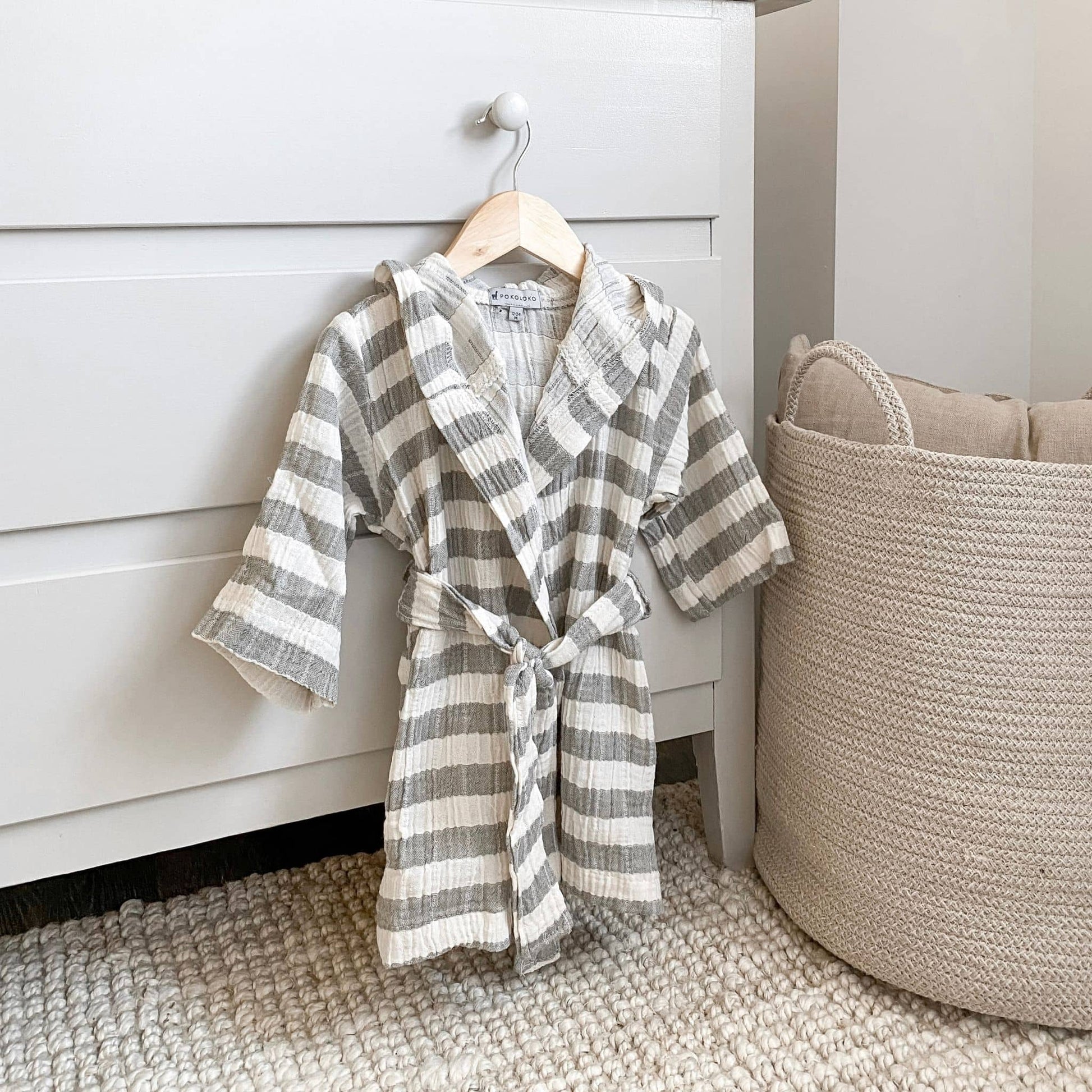 POKOLOKO Striped Crinkle Kids Robe #color_moss