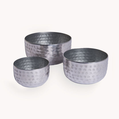 POKOLOKO Silver Hammered Bowl - Set of 3