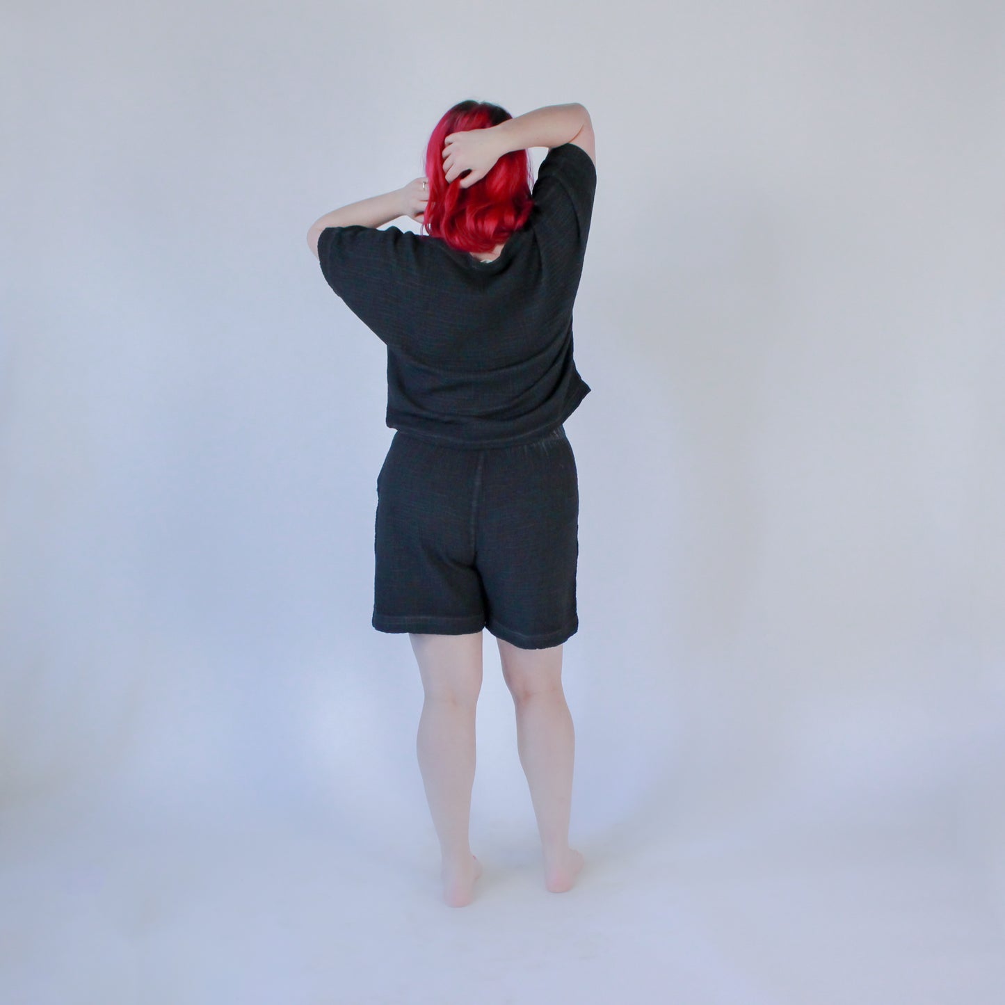 POKOLOKO Crinkle Relaxed Shorts #color_crinkle-black