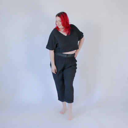 POKOLOKO Crinkle Crop Top #color_crinkle-black