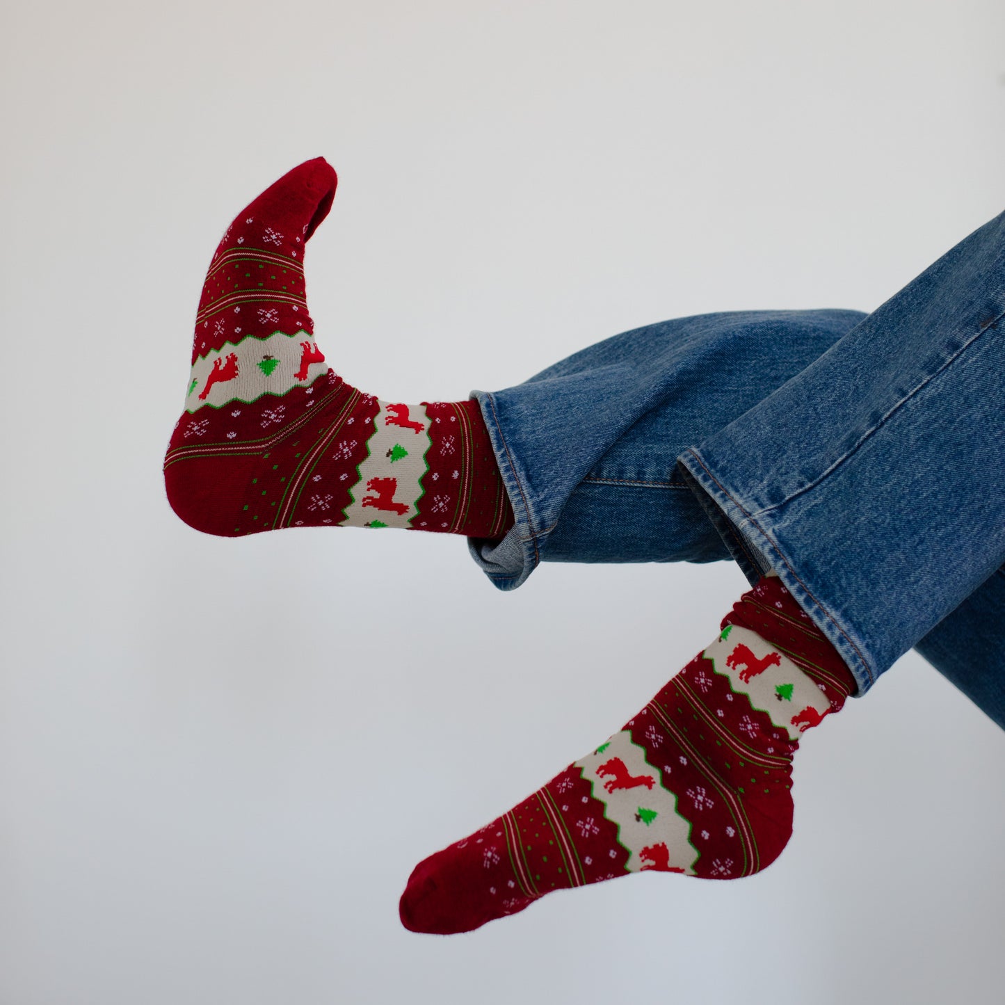 POKOLOKO Holiday Stripe Alpaca Socks #color_red-holiday