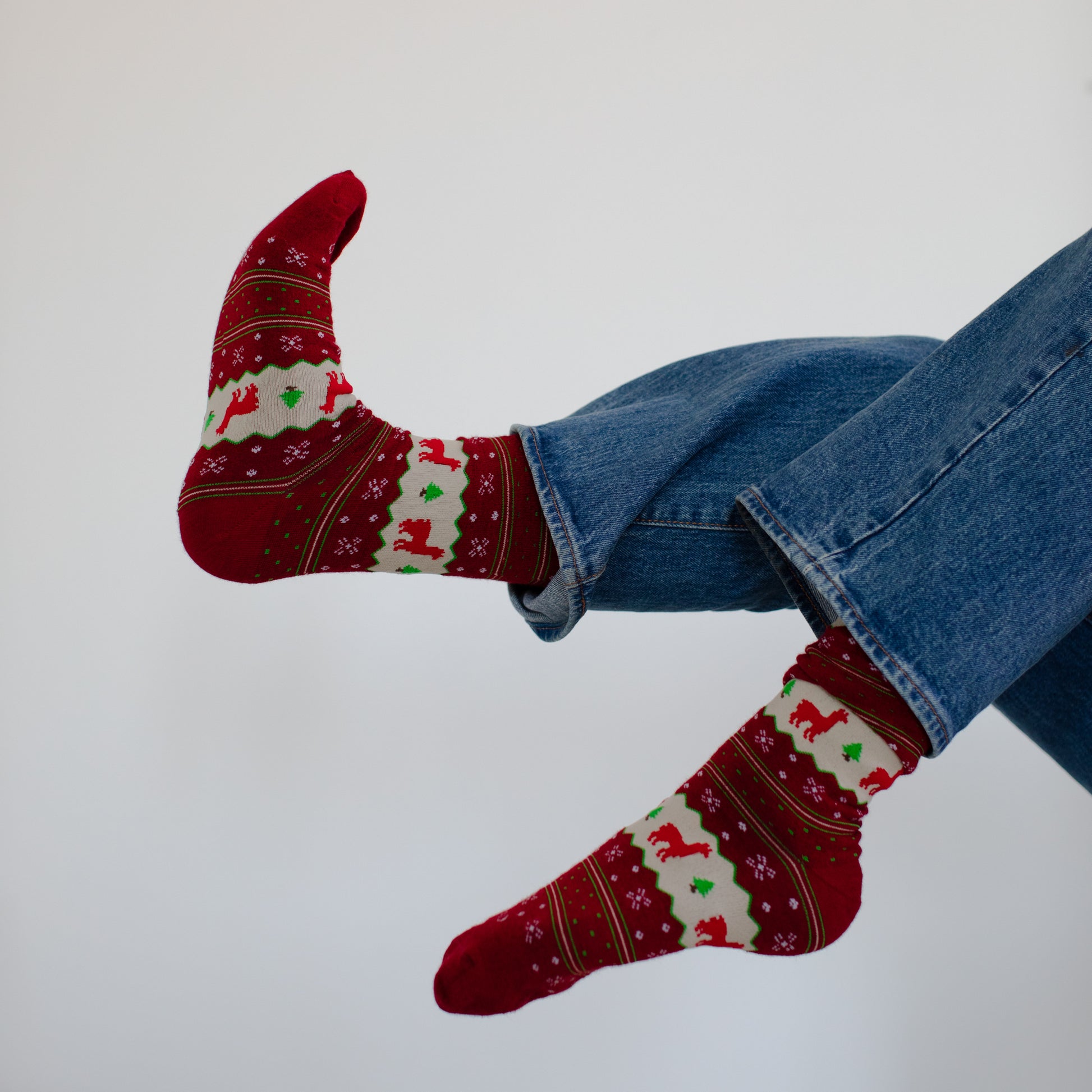 POKOLOKO Holiday Stripe Alpaca Socks #color_red-holiday