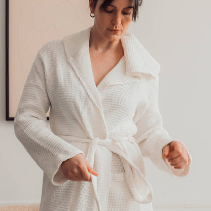 POKOLOKO Wave Bamboo Robe #color_white