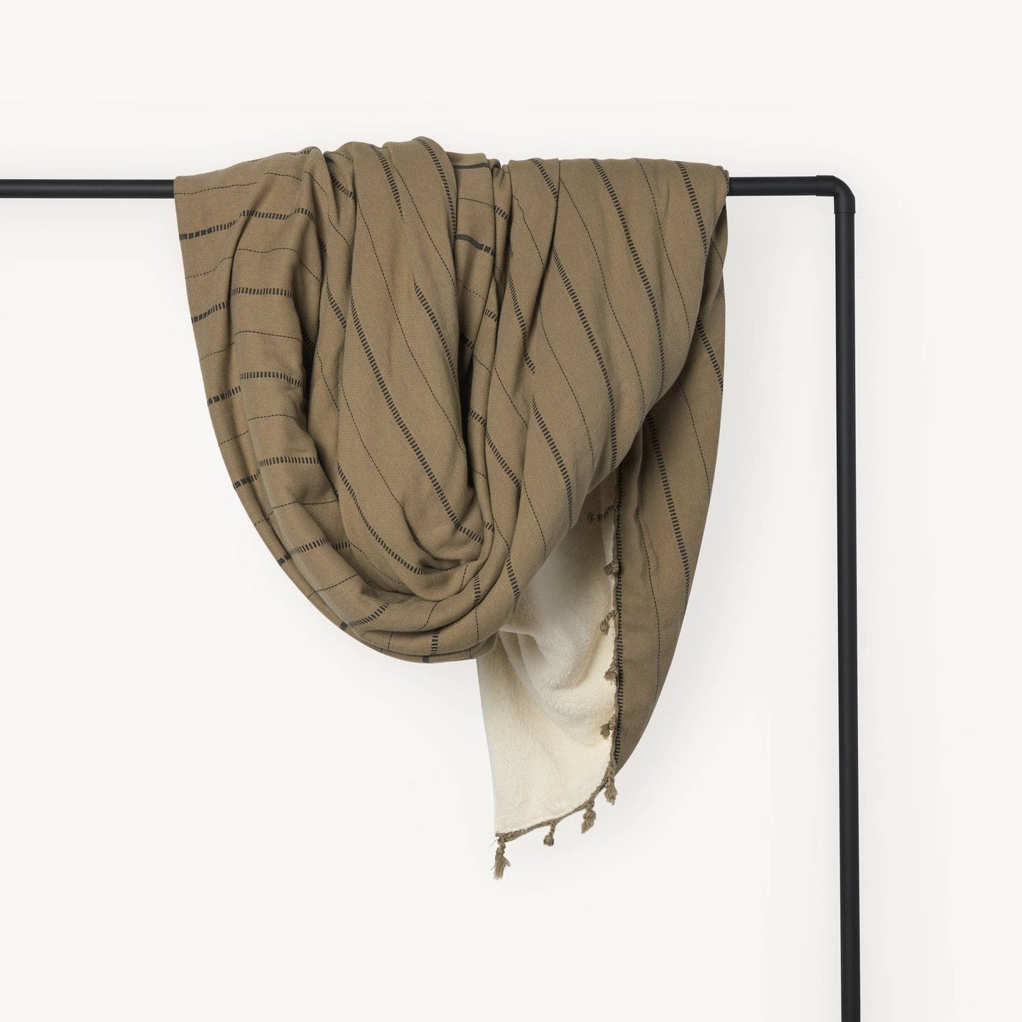 POKOLOKO Irena Fleece-Lined Throw #color_irena-bark