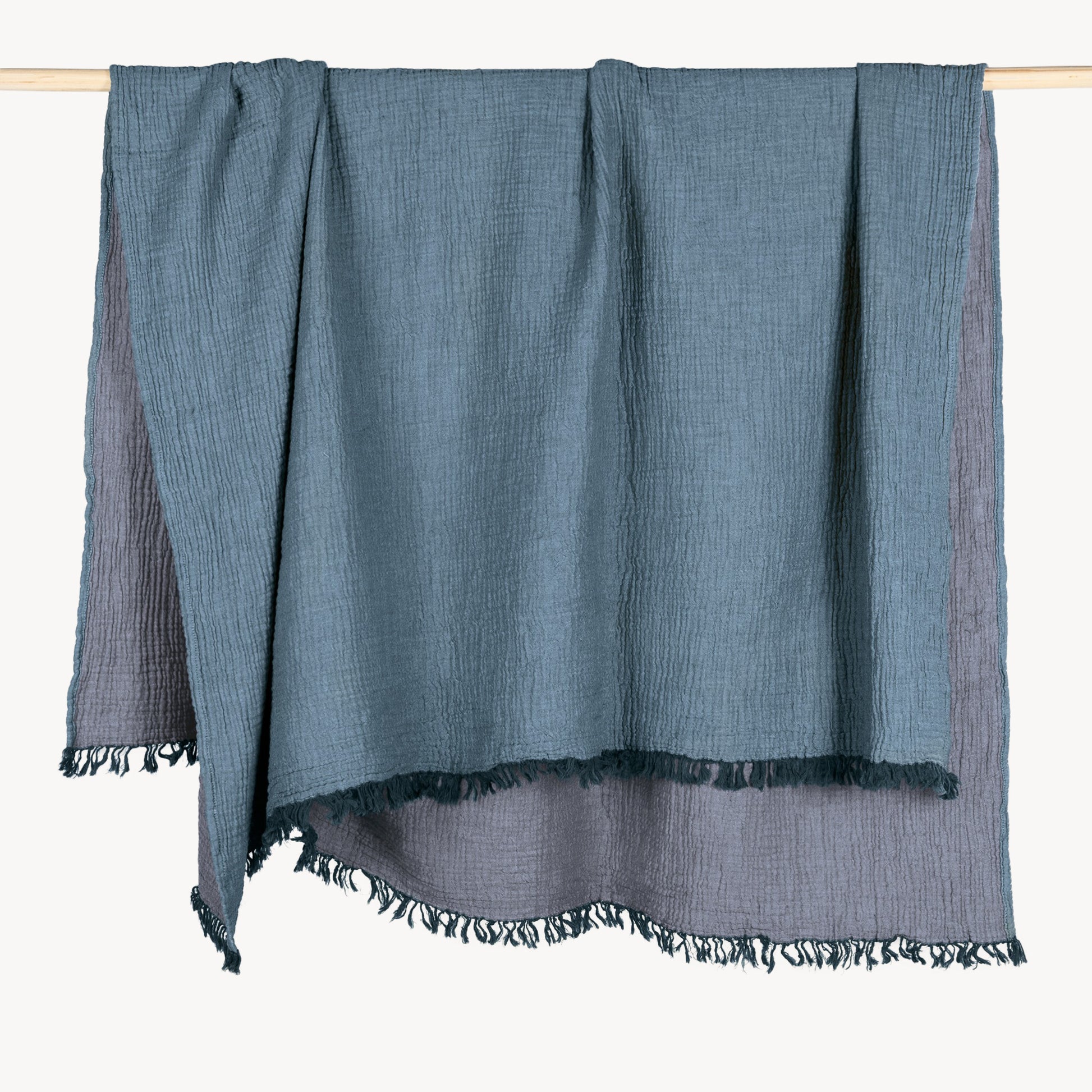 POKOLOKO Solid Crinkle Throw #color_reef-blue-grey