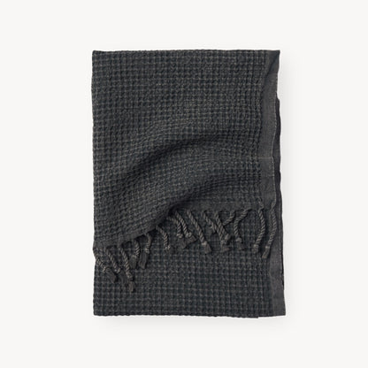 POKOLOKO Stonewashed Waffle Hand Towel #color_stonewashed-coal